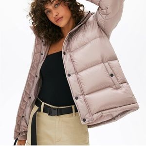 NWT Aritzia Super Puff Size 3XS Iridescent Rose (Rare Discontinued Color!)